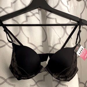 New with Tags Floral Push-up 💎